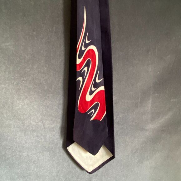 Vintage Aristocrats by Marc Alan Tie with Flame Motif Red & Navy - Picture 6 of 9